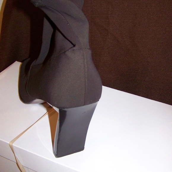 Nine West Women's Boots Size 10 - Picture 3 of 7